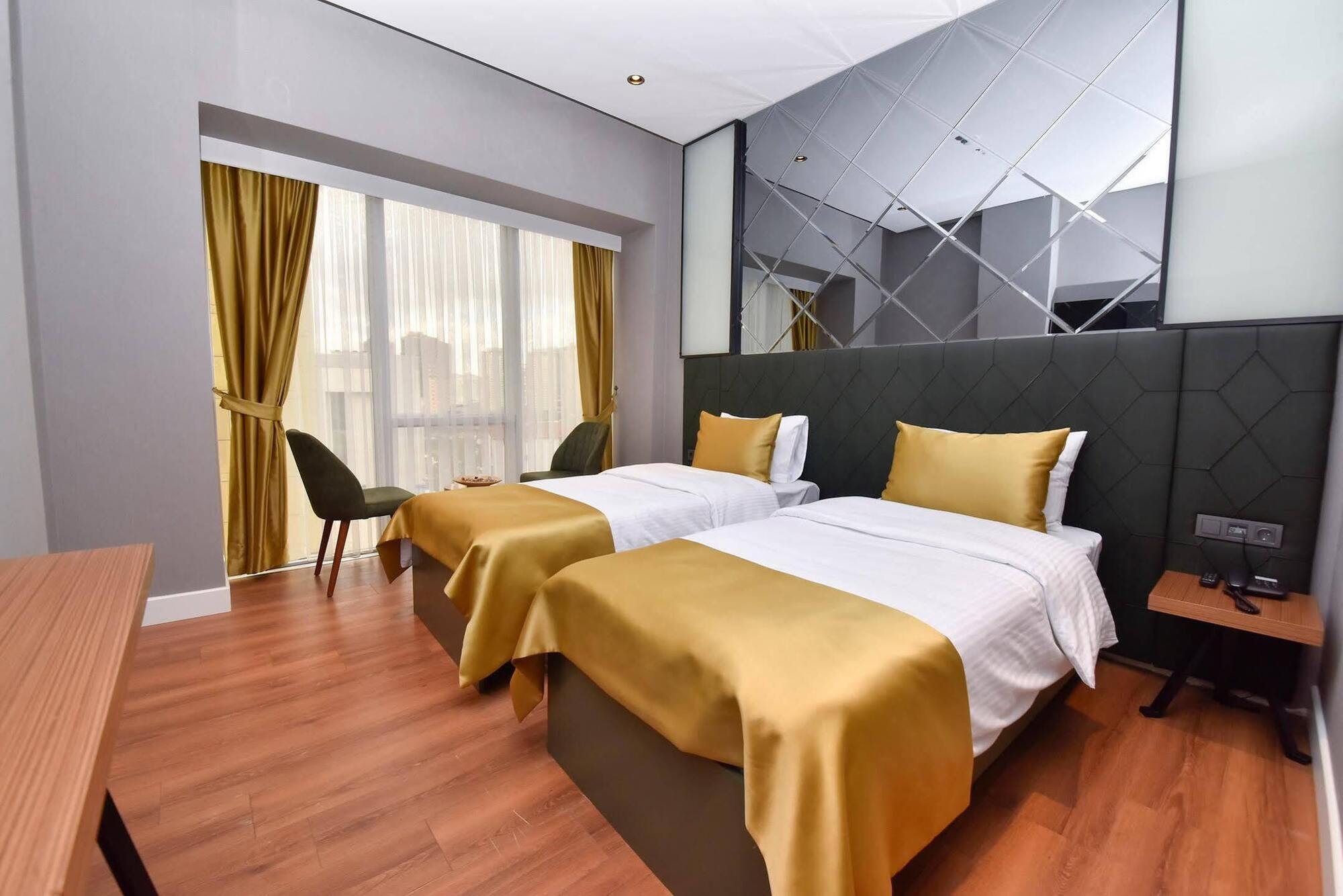 Atacity Hotel