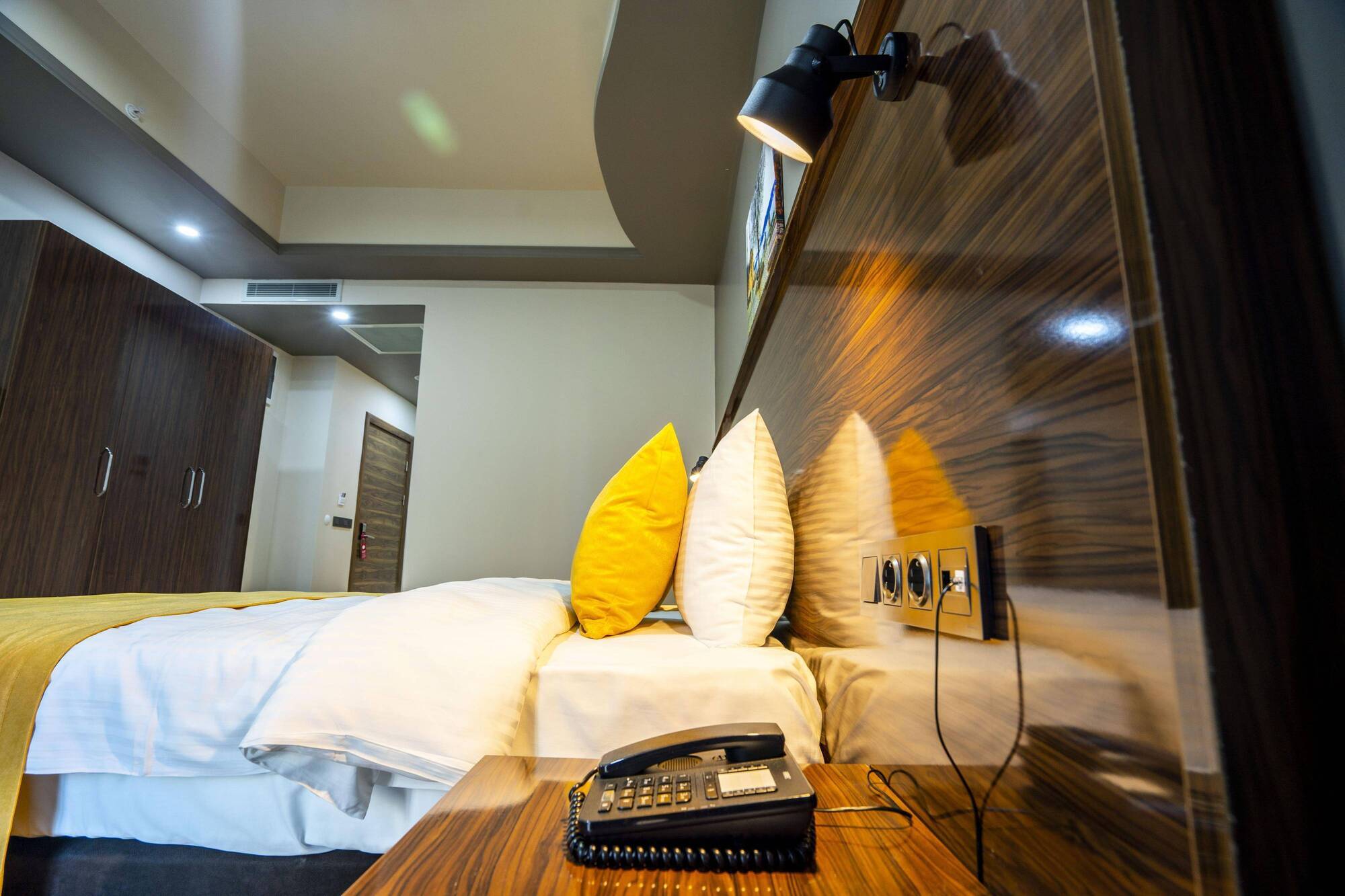 Mugwort & Hotel Istambul