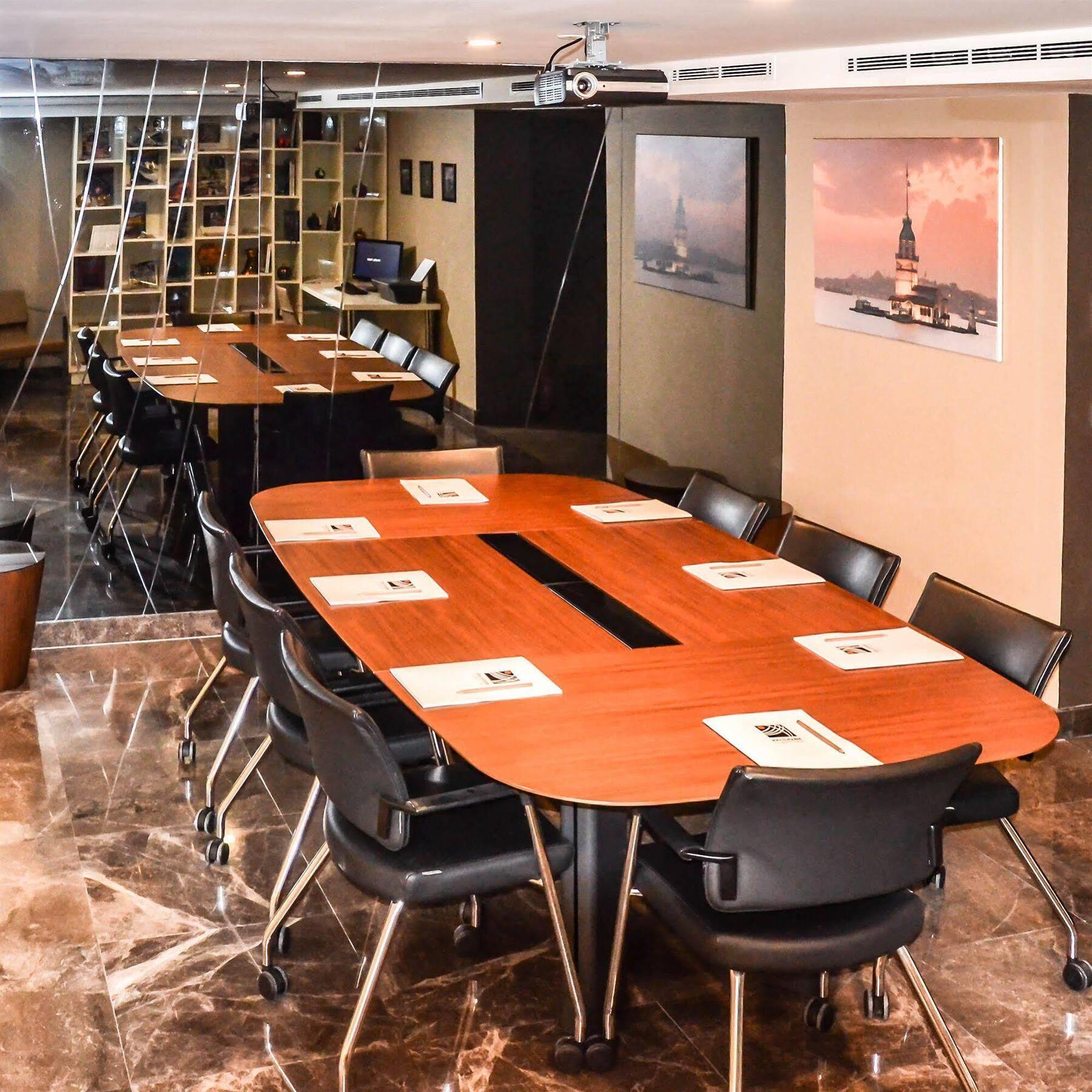 Inncity Nisantasi Hotel 3*