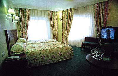 Vatan Asur Hotel 3*