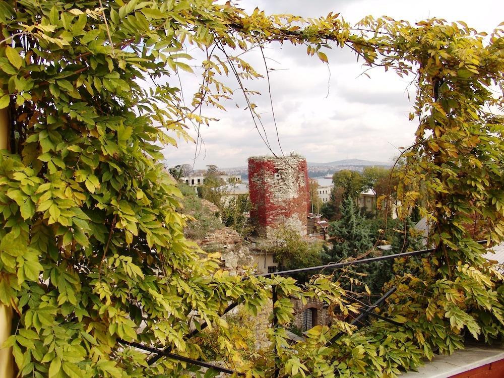Empress Zoe Hotel