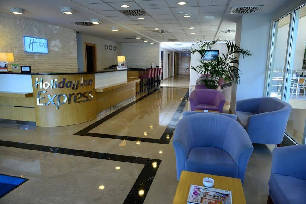 Express Istanbul-altunizade By Ihg