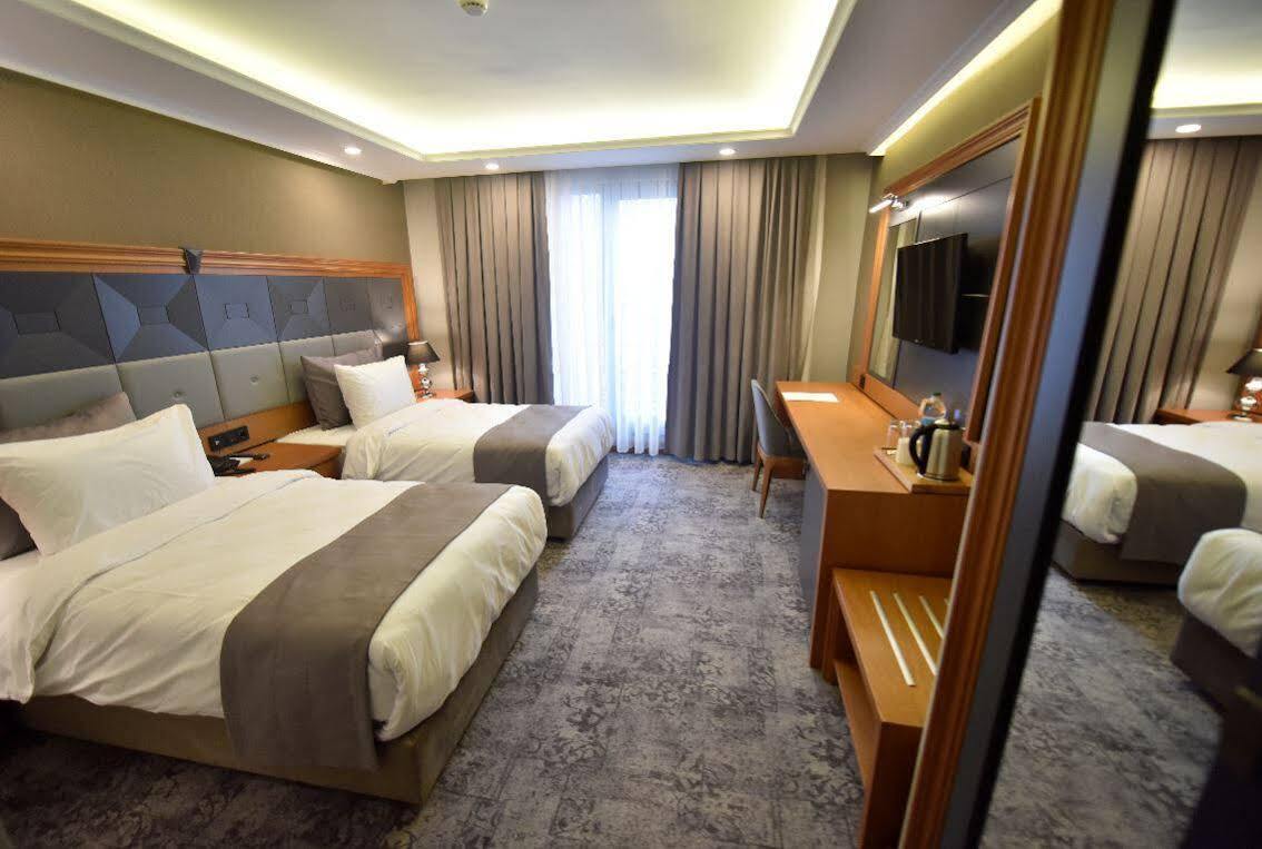 Otel Four Seven