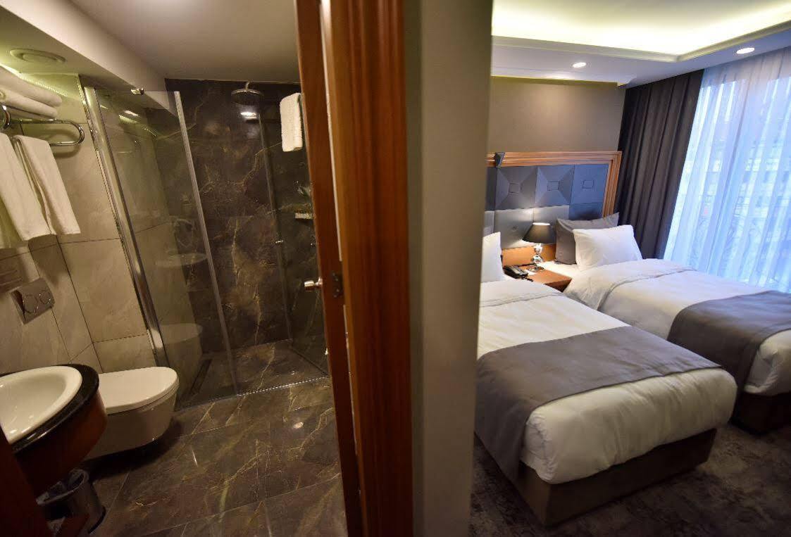 Four Seven Otel