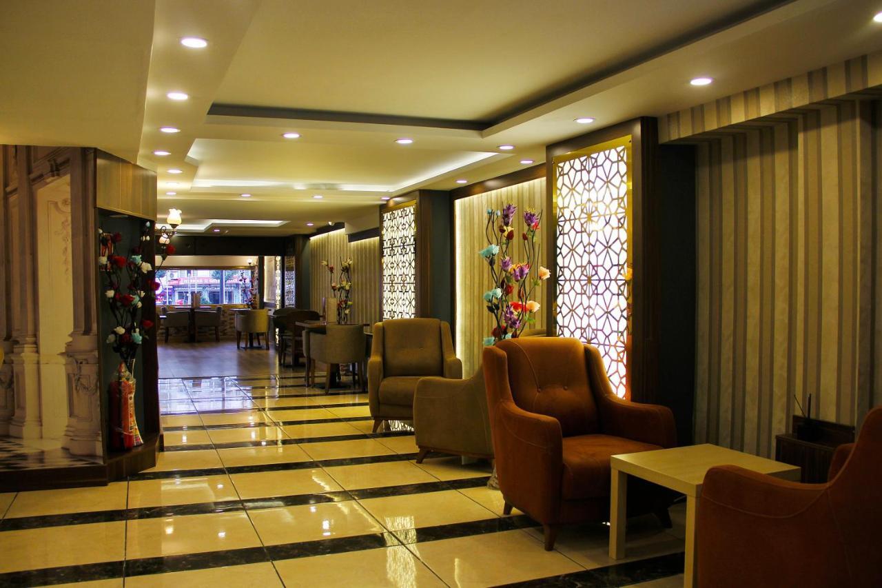 Marmara Place Old Hotel Istanbul