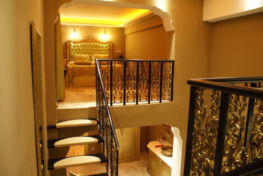 Artdeco 3*