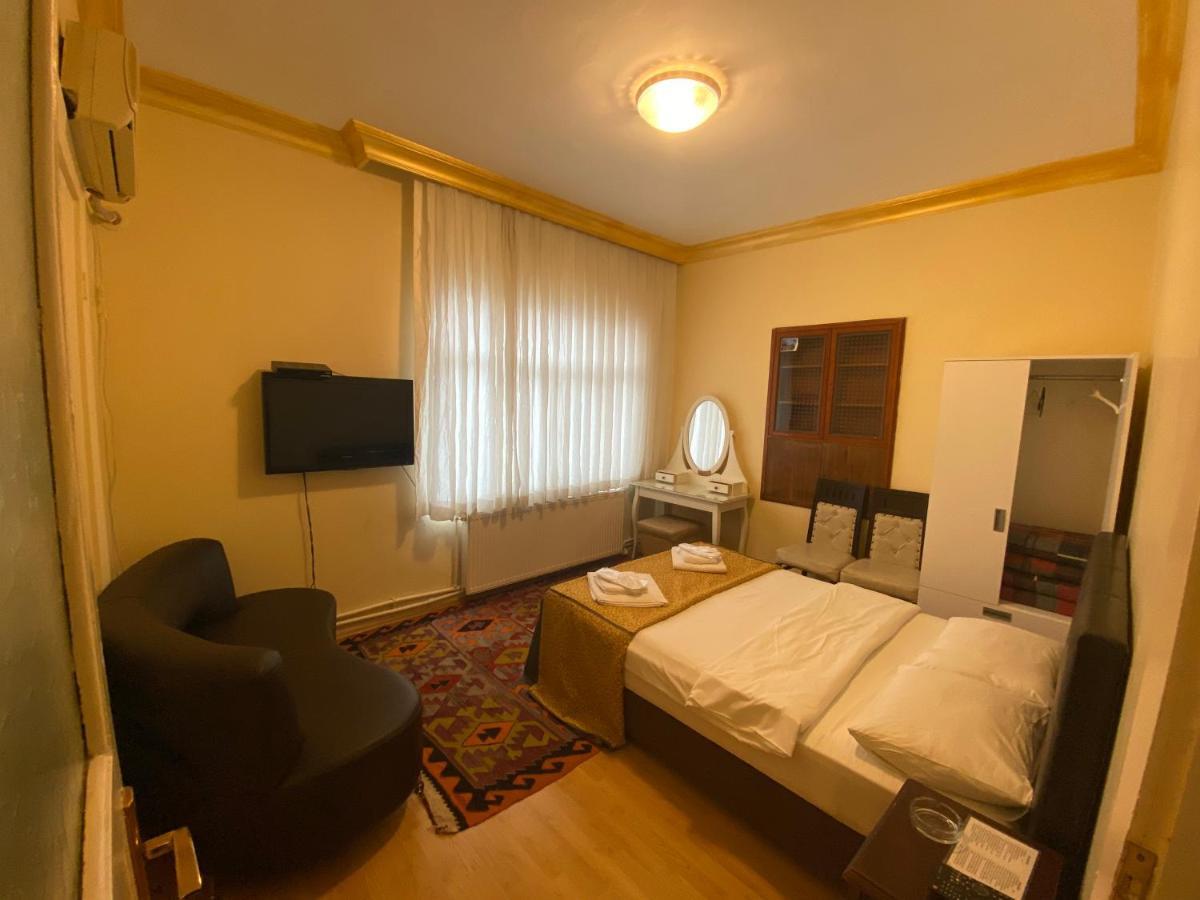 Abella Hotel 3*
