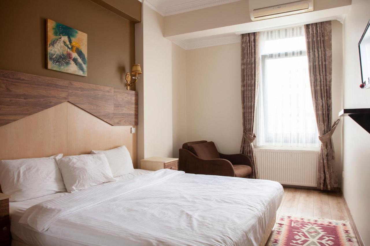 Sheriff Royal Aparthotel 2*