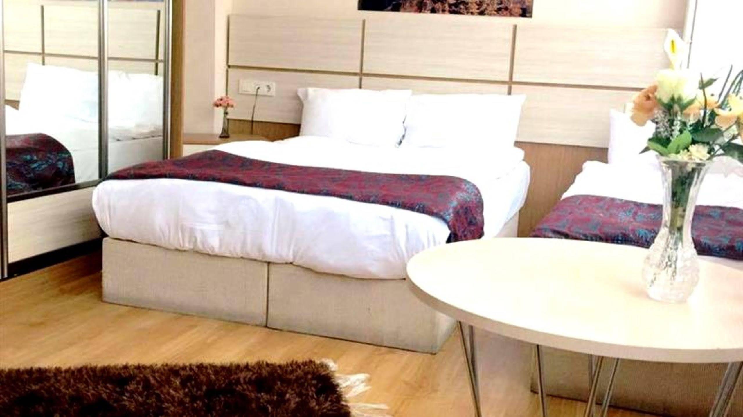 Royal Besiktas Hotel 2*
