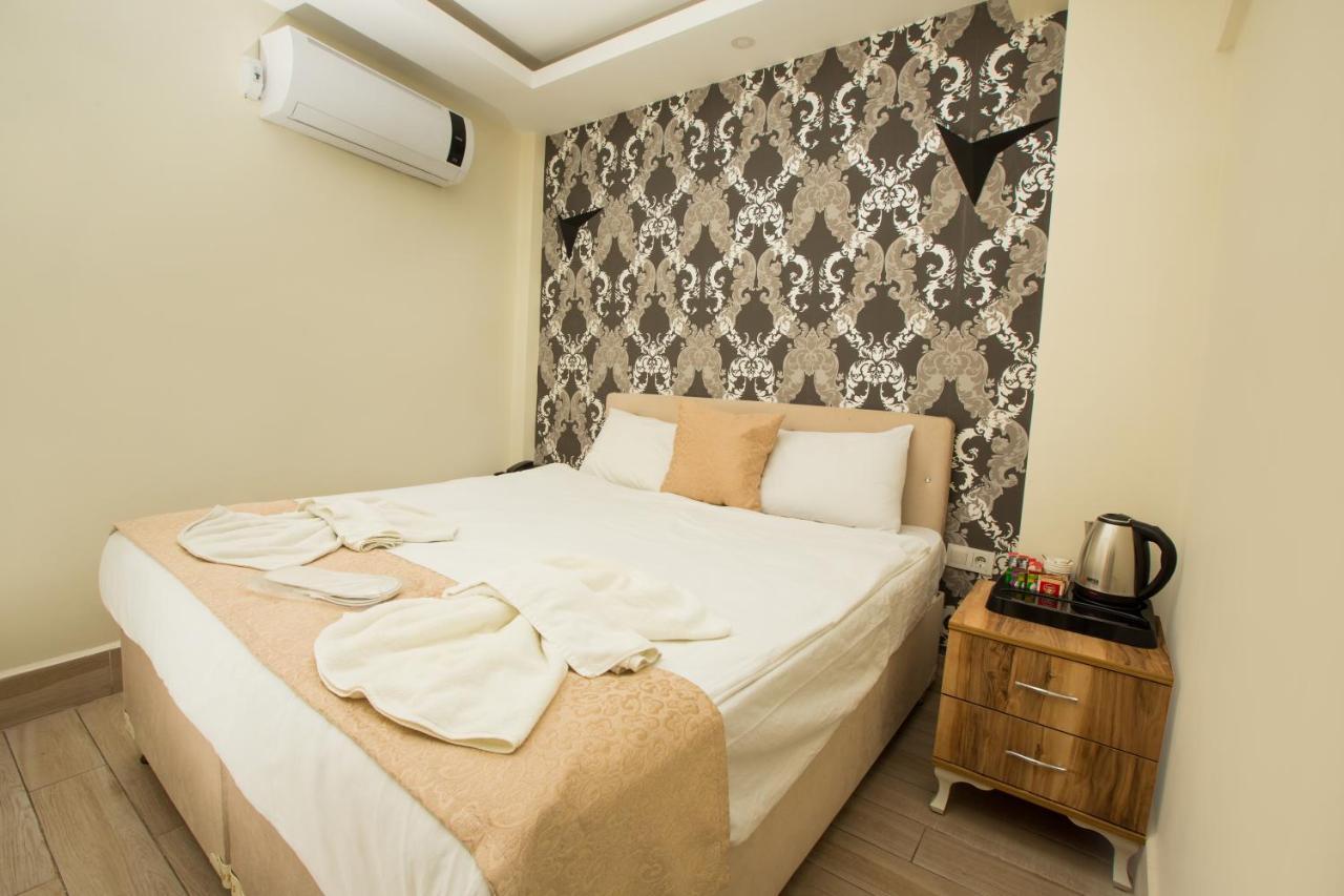 Honey Hostel *