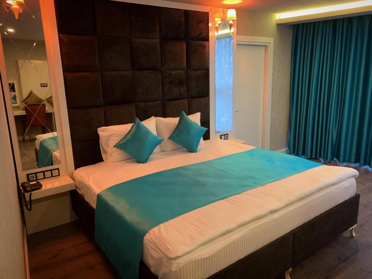 Royal Airport Hotel