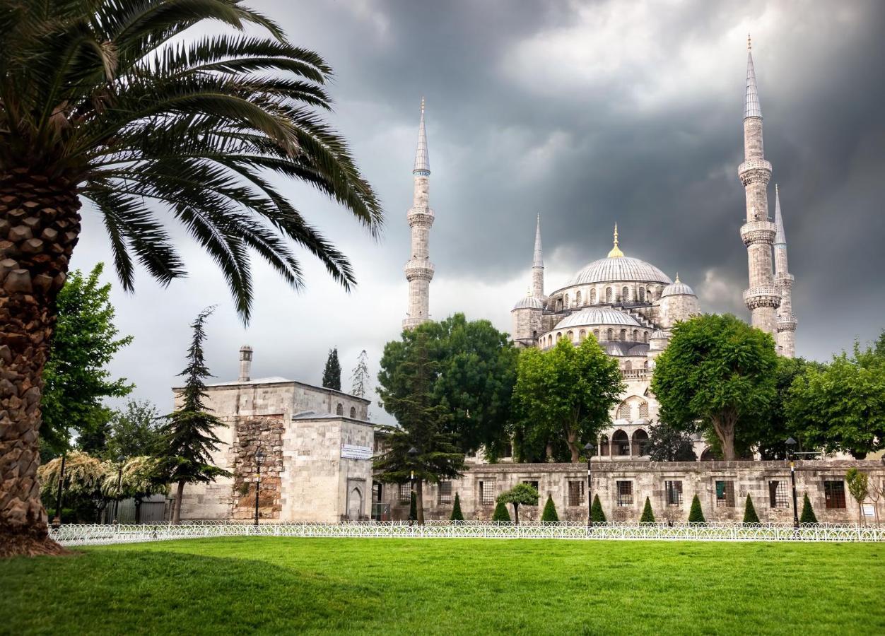 Hotel Qonaq & Istanbul