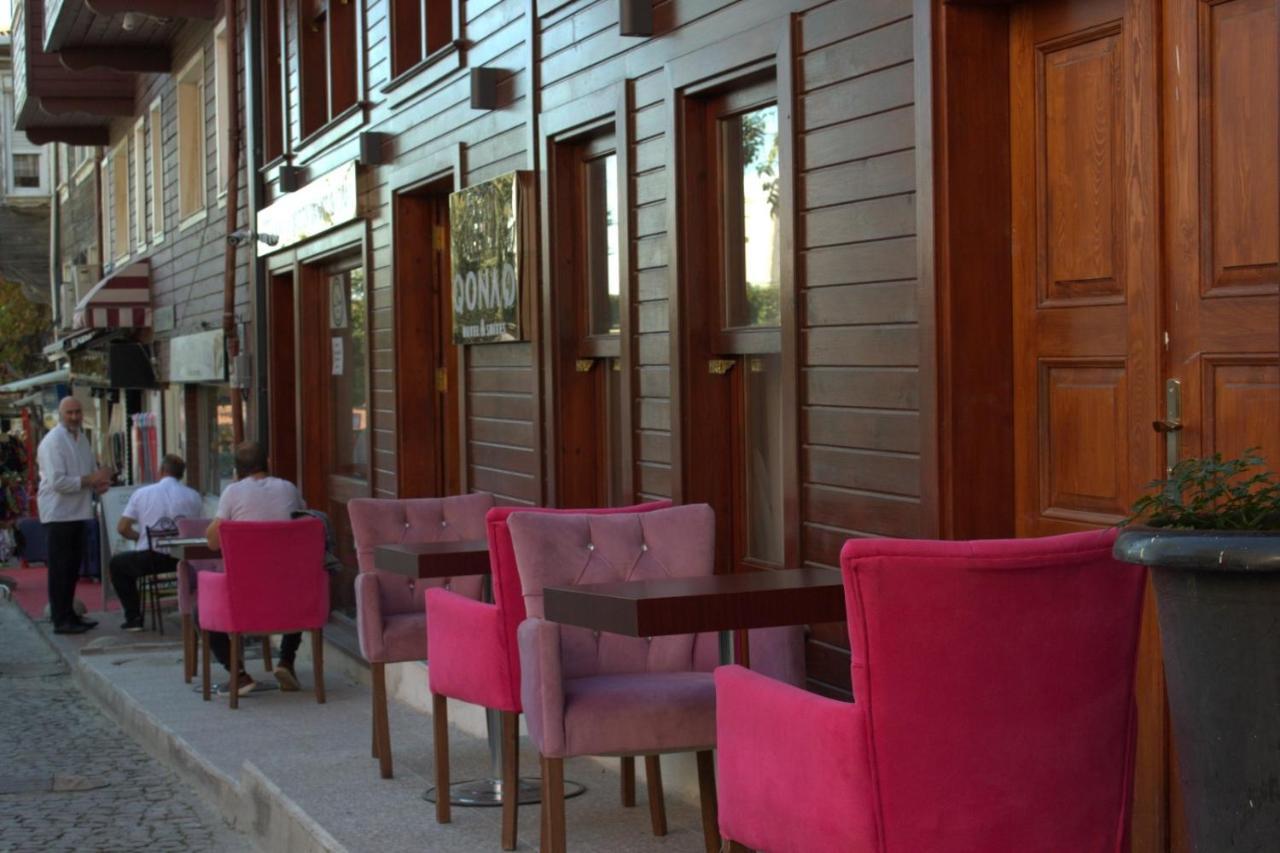 Hotel Qonaq & Istanbul