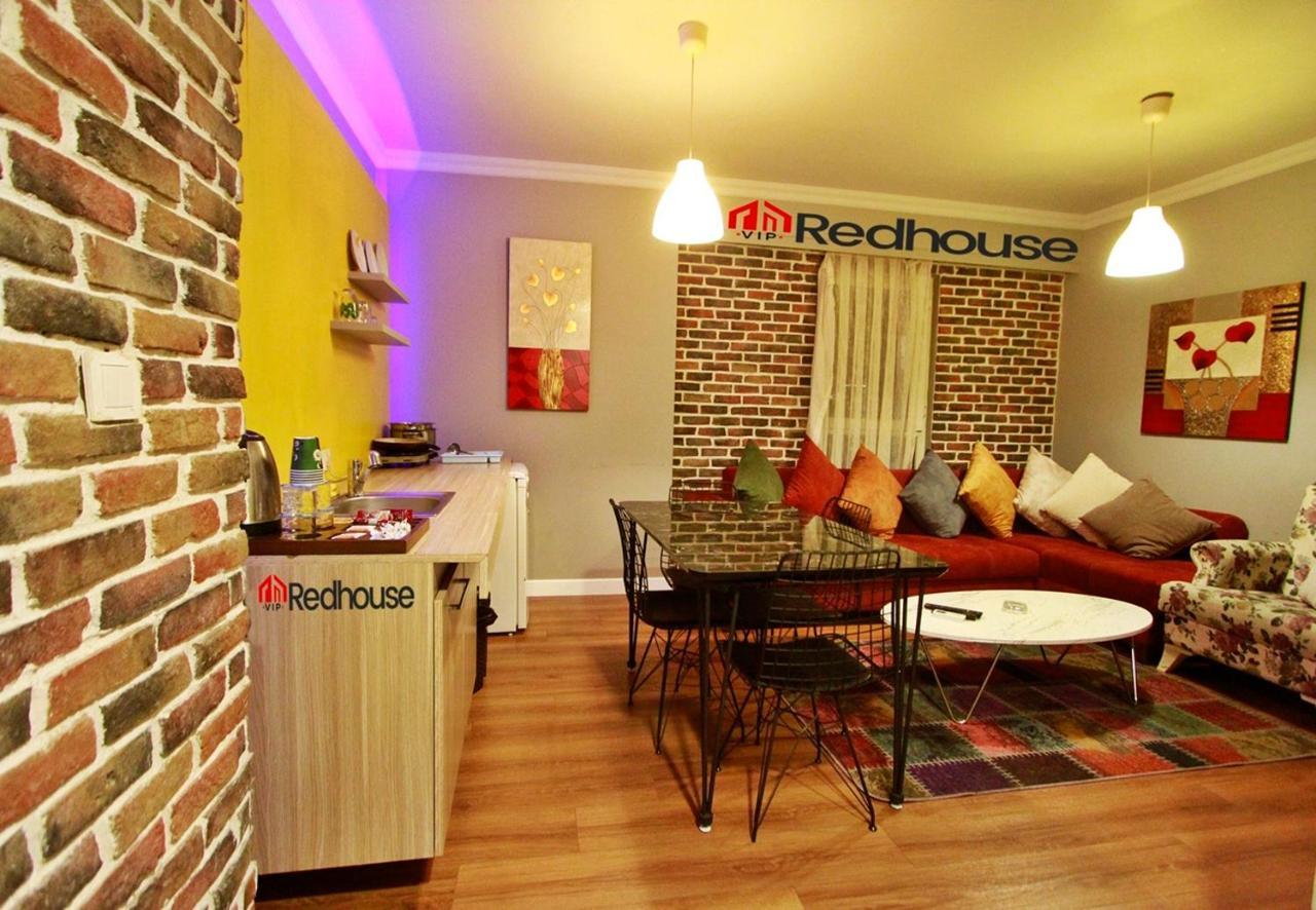 Red House Vip Apartmant Suites