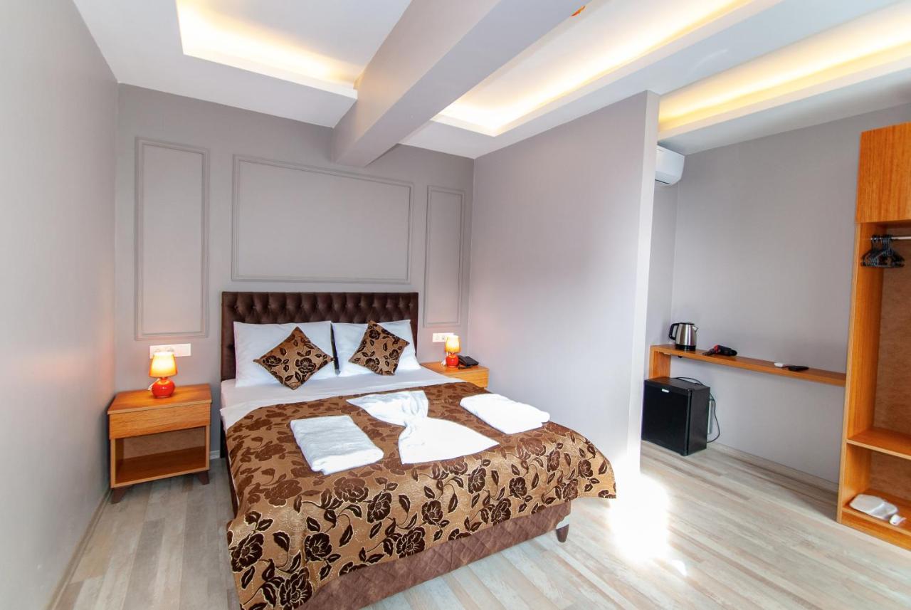 Naz Old Bazaar Hotel 3*