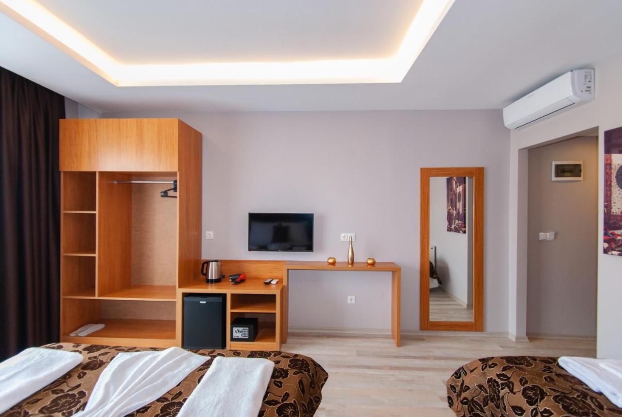 Naz Old Bazaar Hotel 3*