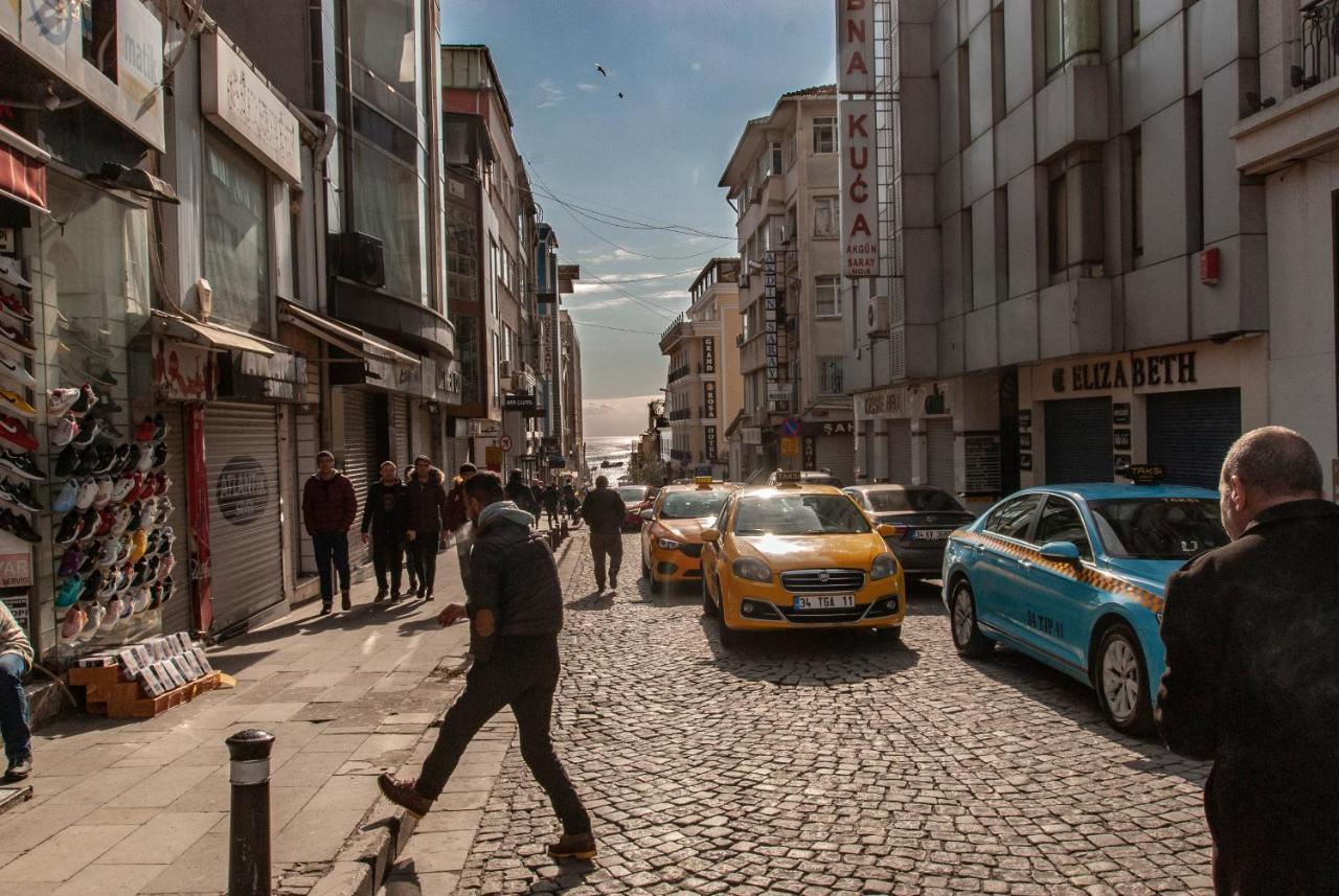 Naz Old Bazaar Hotel