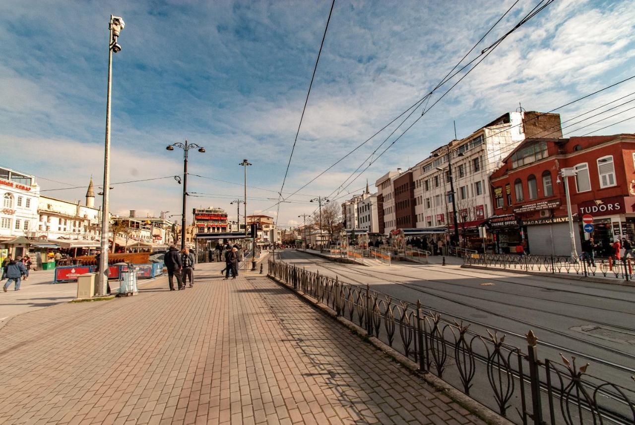 Hotel Naz Old Bazaar 3*