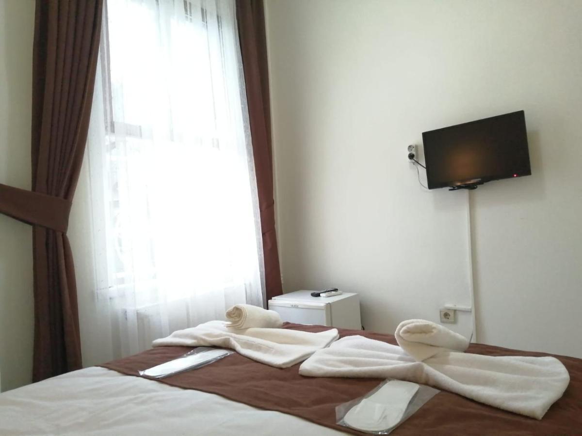 Hotel Dos Hermanos 2*