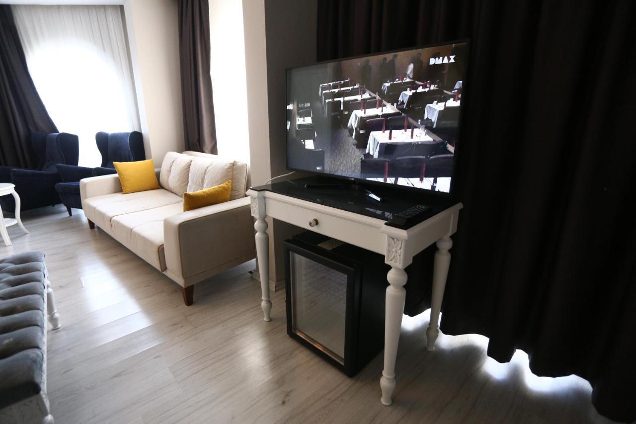 Albatros Premier Hotel 4*