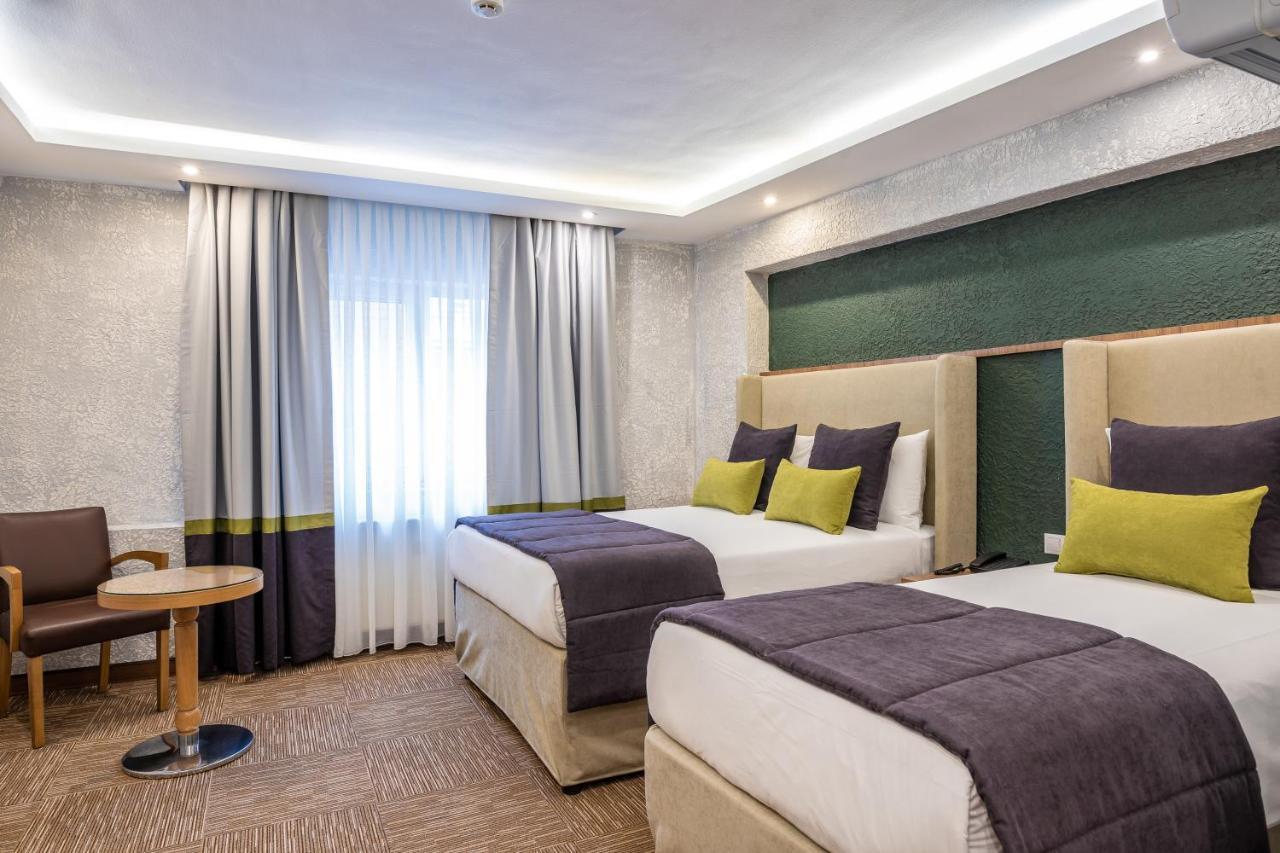Hotel Carlton Old 4*