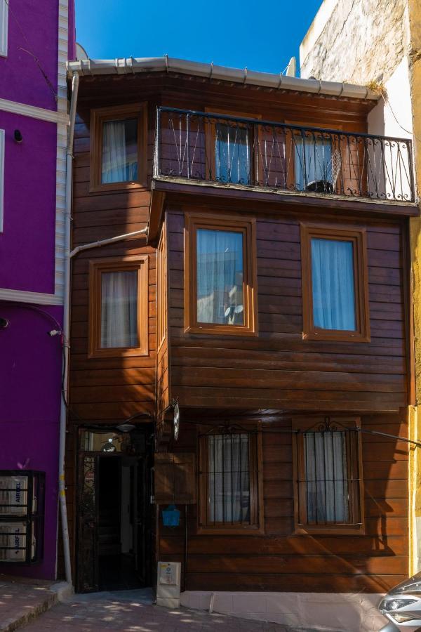 Taksim Wooden House Hostel *