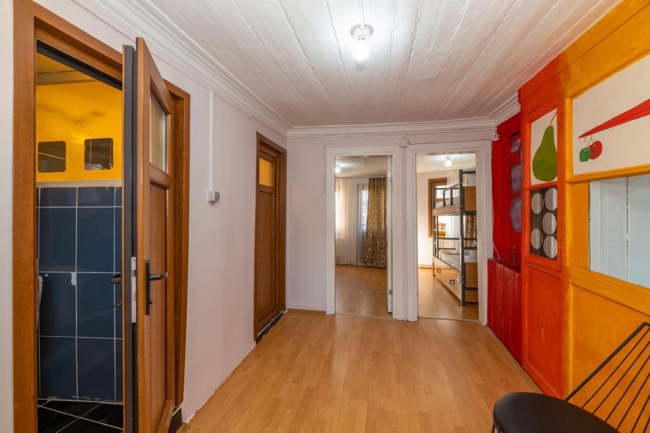 Taksim Wooden House Hostel *
