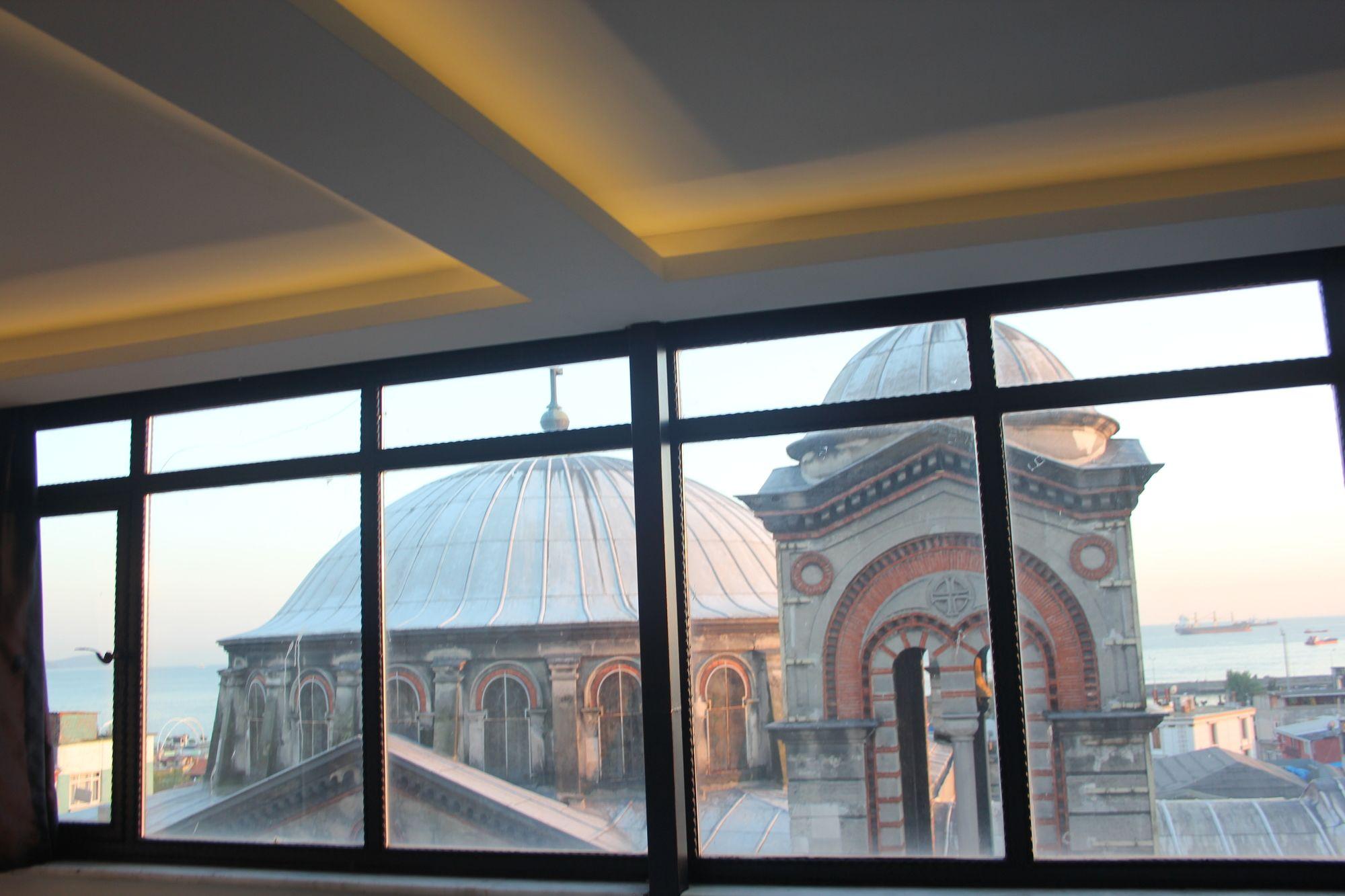 Alf Istanbul