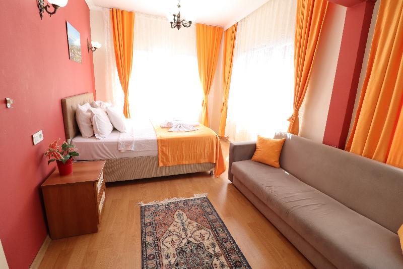 Beatus Old Hotel 3*