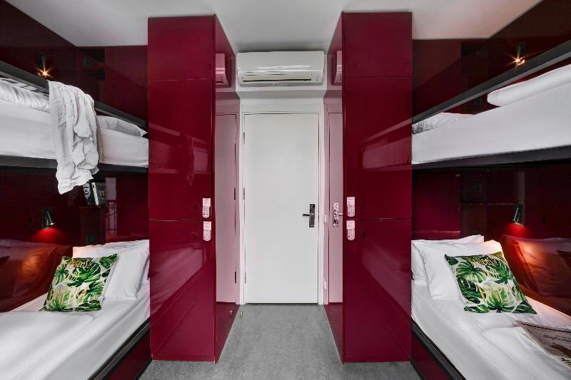 Wabi Hostel *