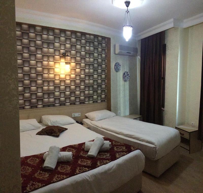 Hotel Theodian
