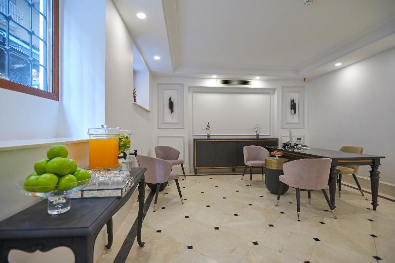 Akka Taksim-special Class 2*