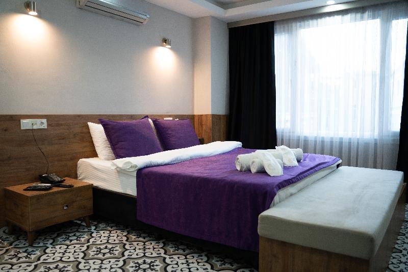 Greenpine Taksim Hotel
