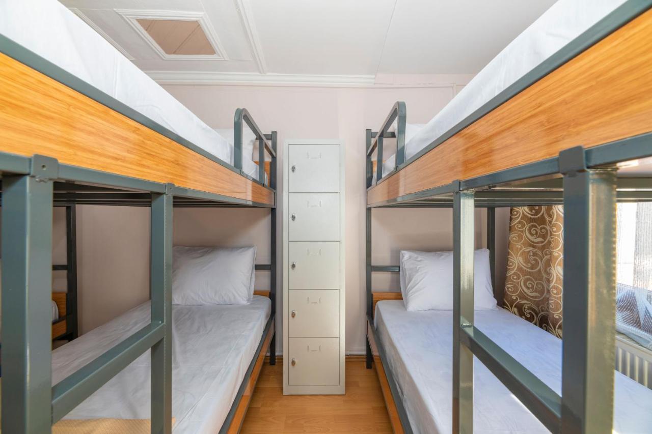 Hostel Taksim Wooden House