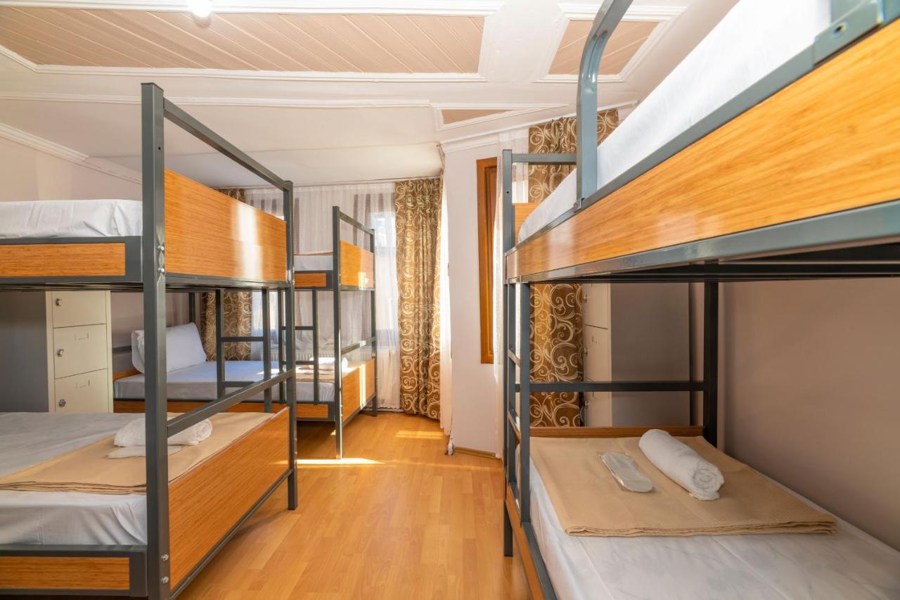 Hostel Taksim Wooden House *