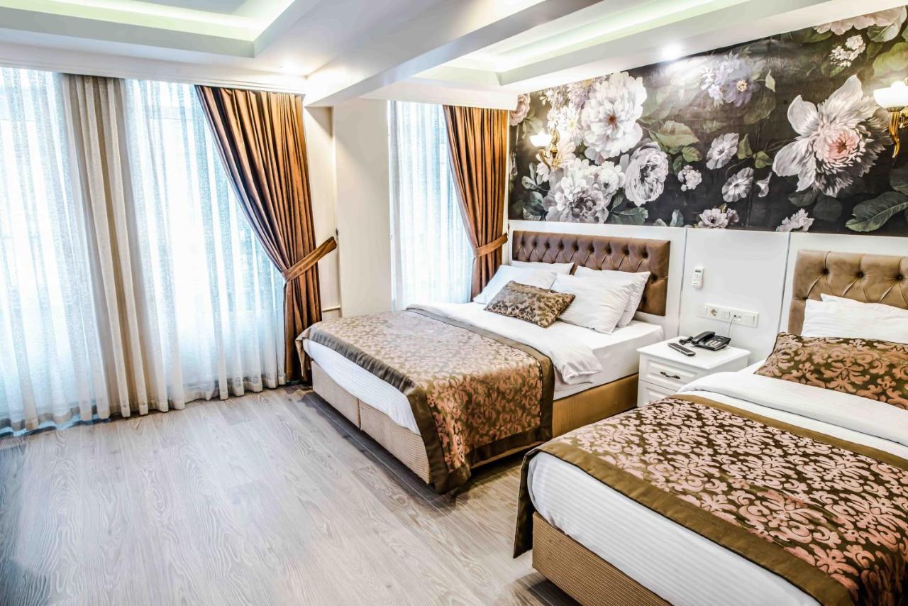 Lazz Hotel