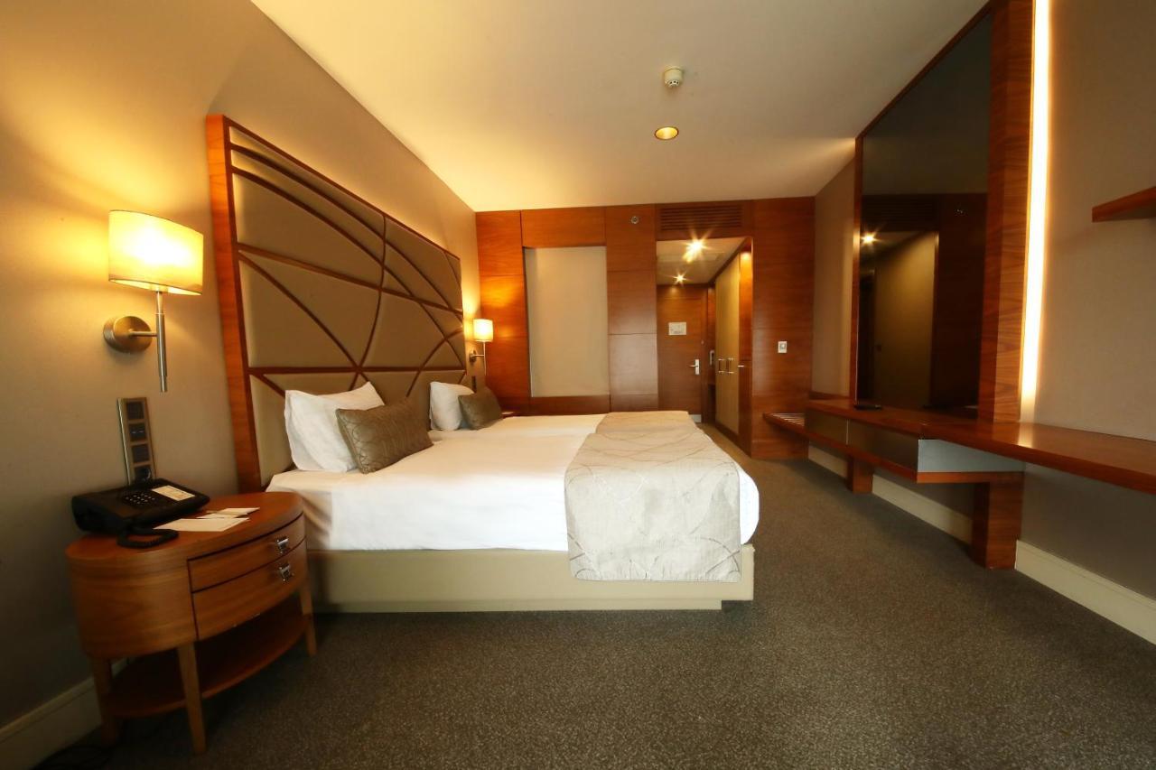 Hotel Cevahir Istambul