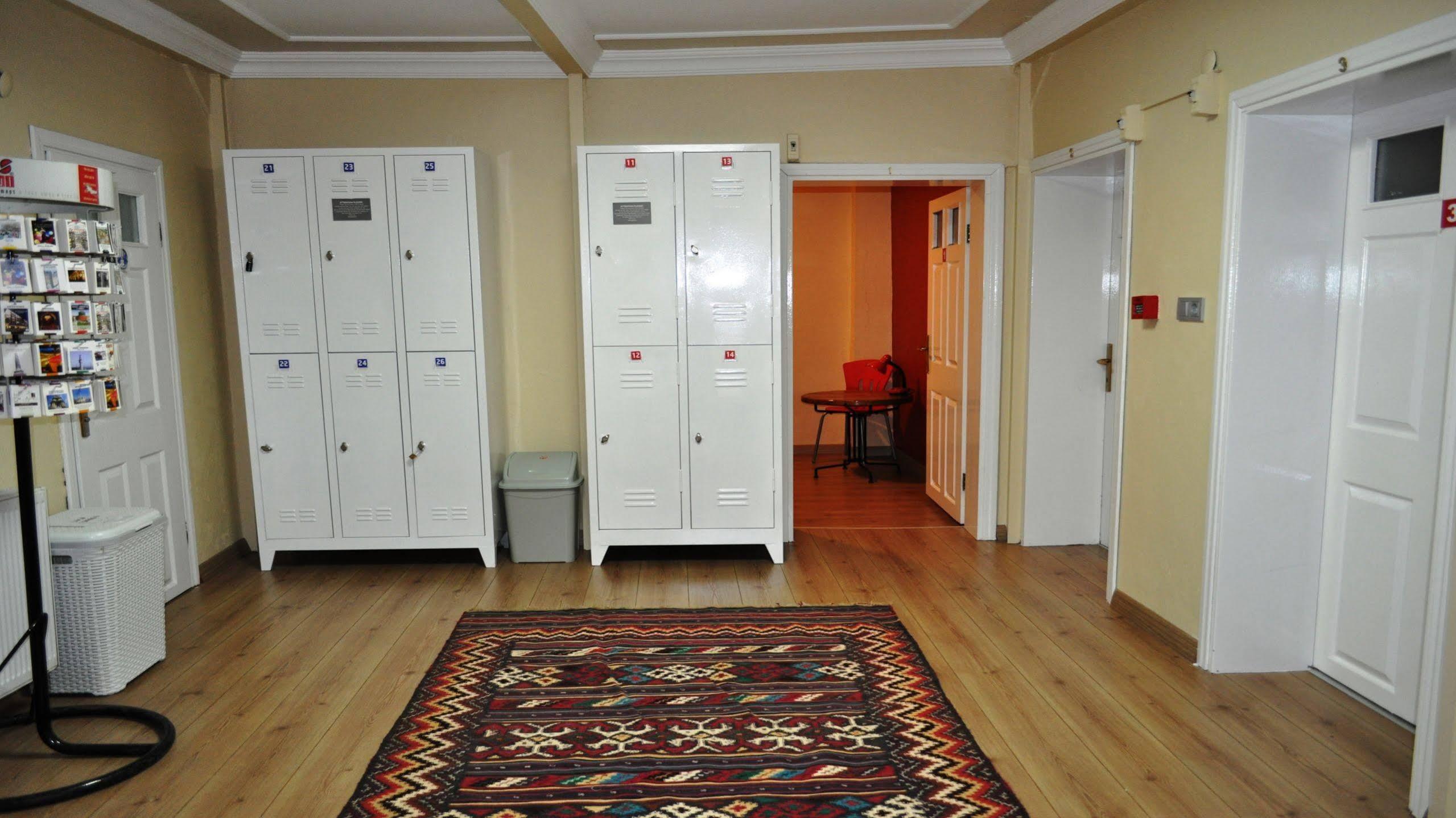 Antique Albergue *