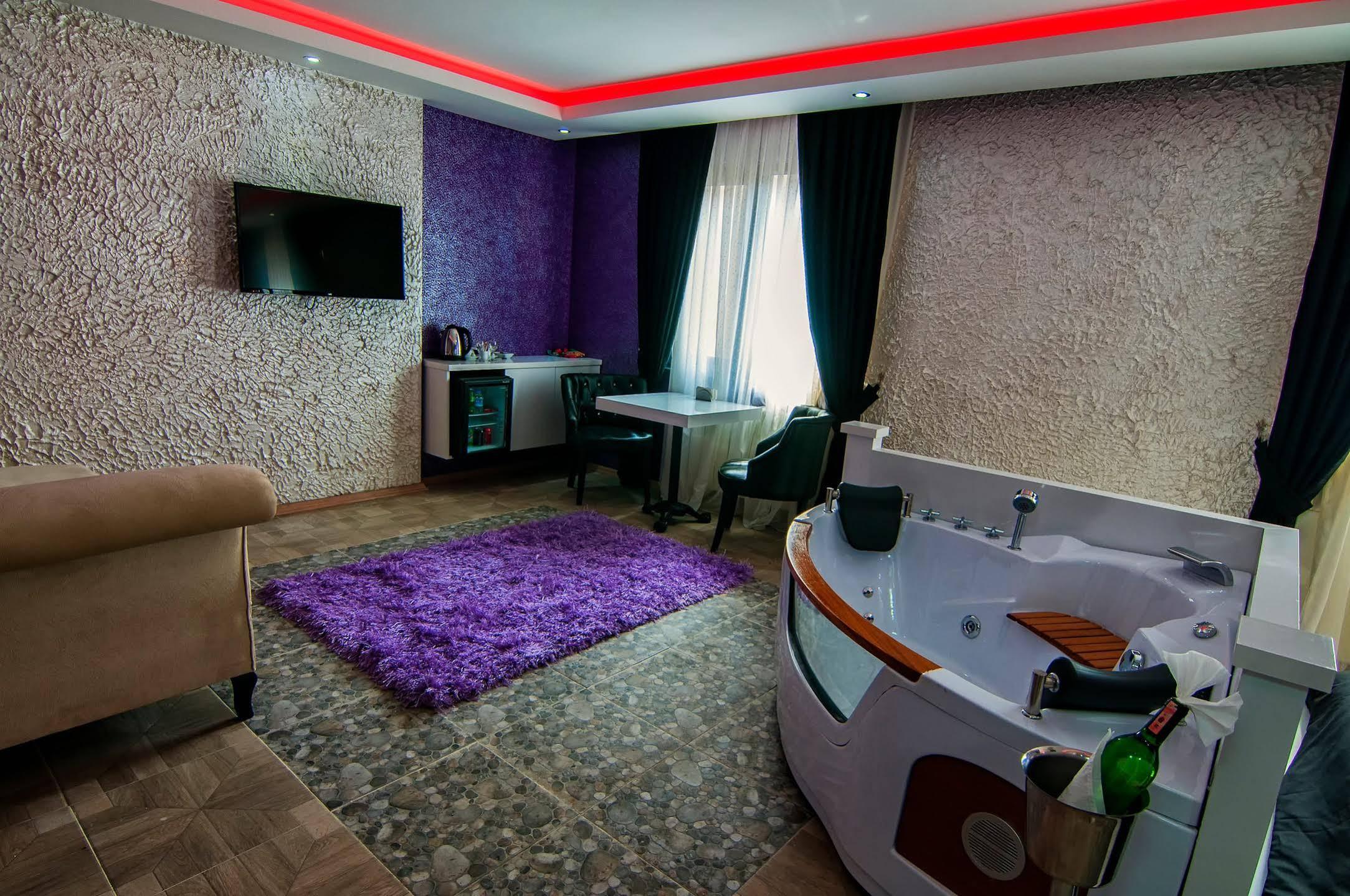 Ag & Sisli 3*