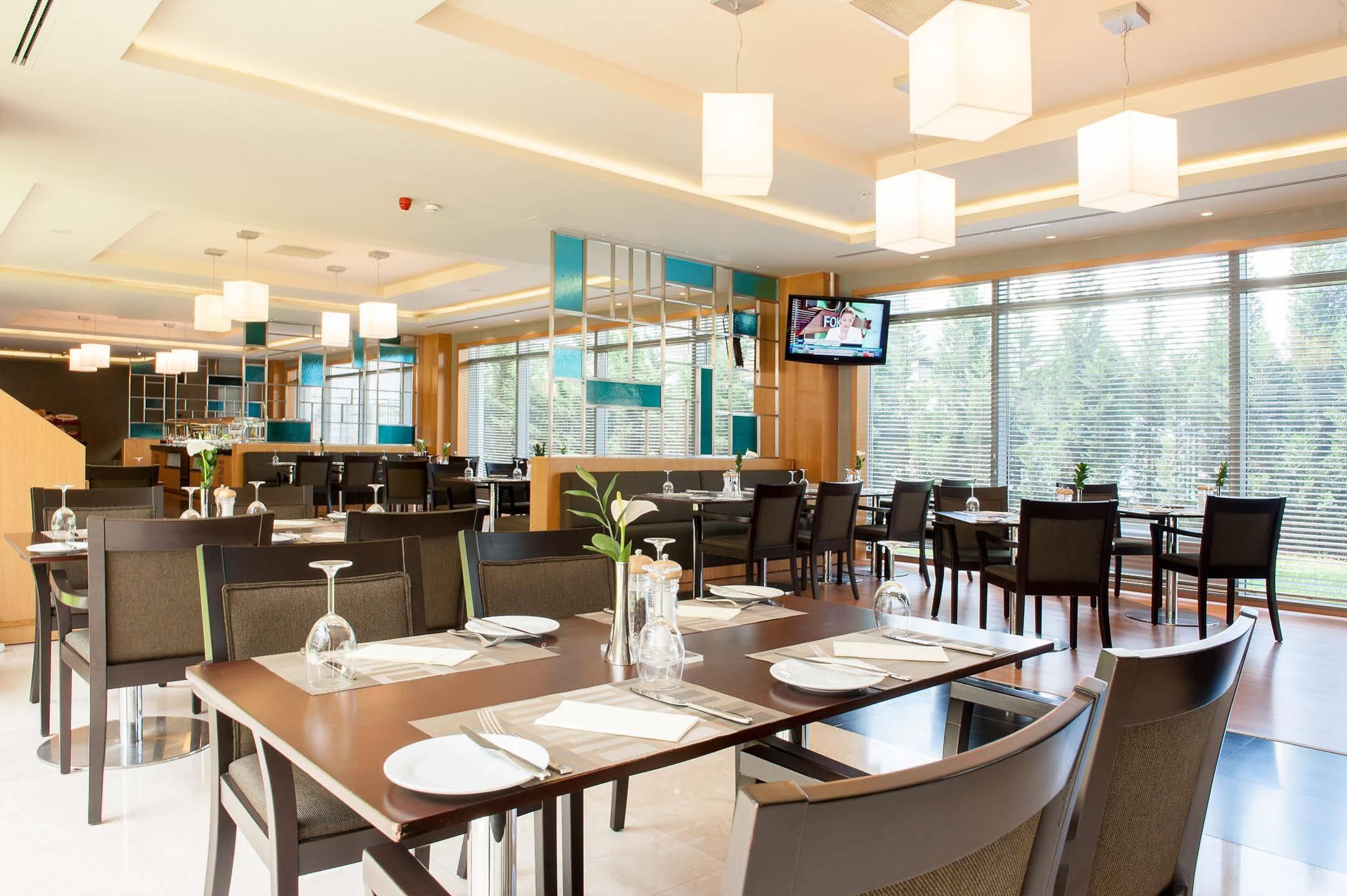 Hotel Isg Sabiha Goekcen Airport 4*