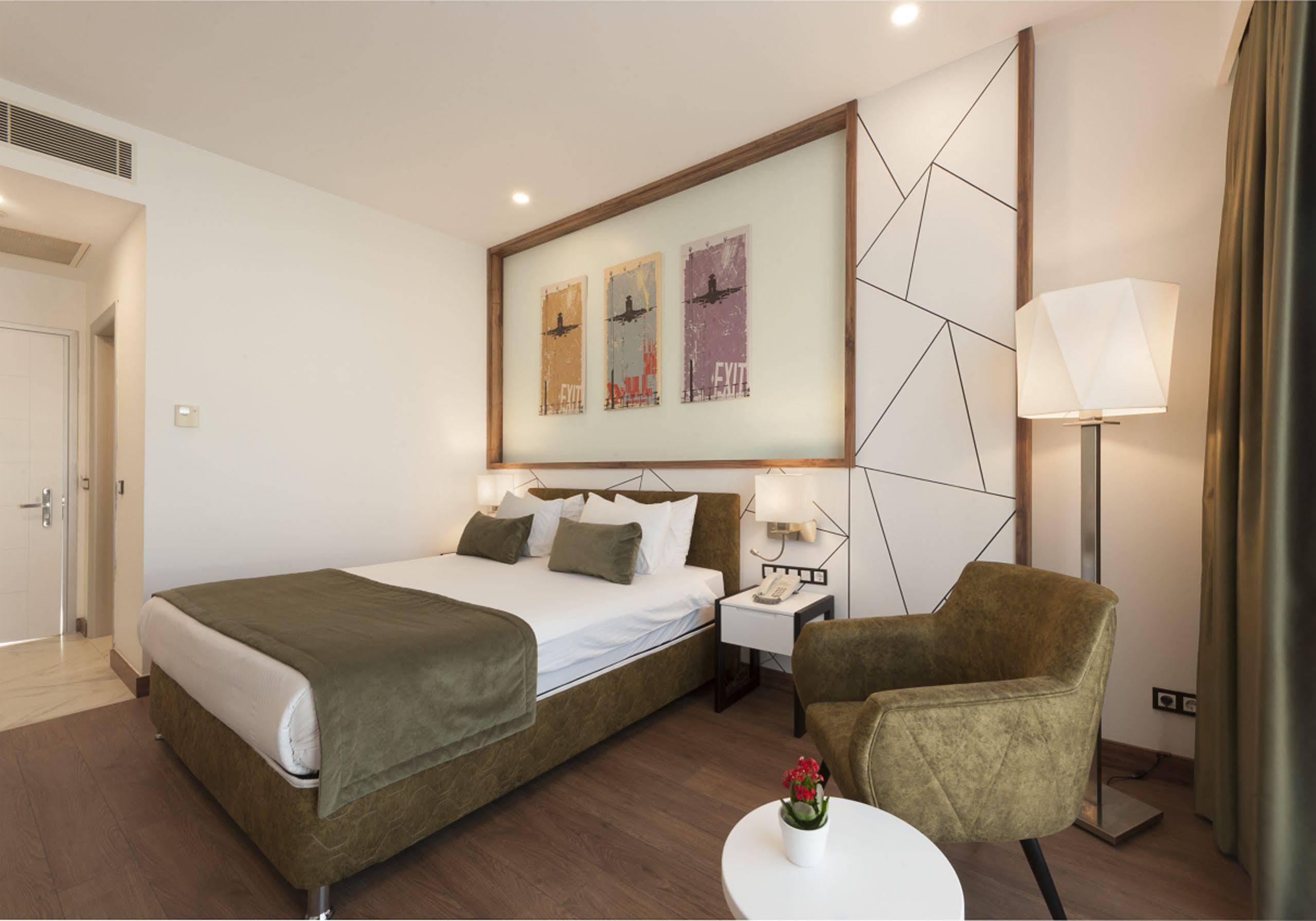 Hotel Isg Sabiha Goekcen Airport