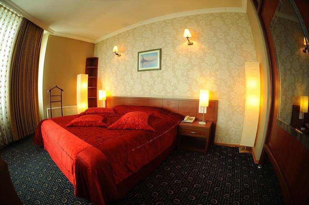 Kndf Marine Hotel Istanbul