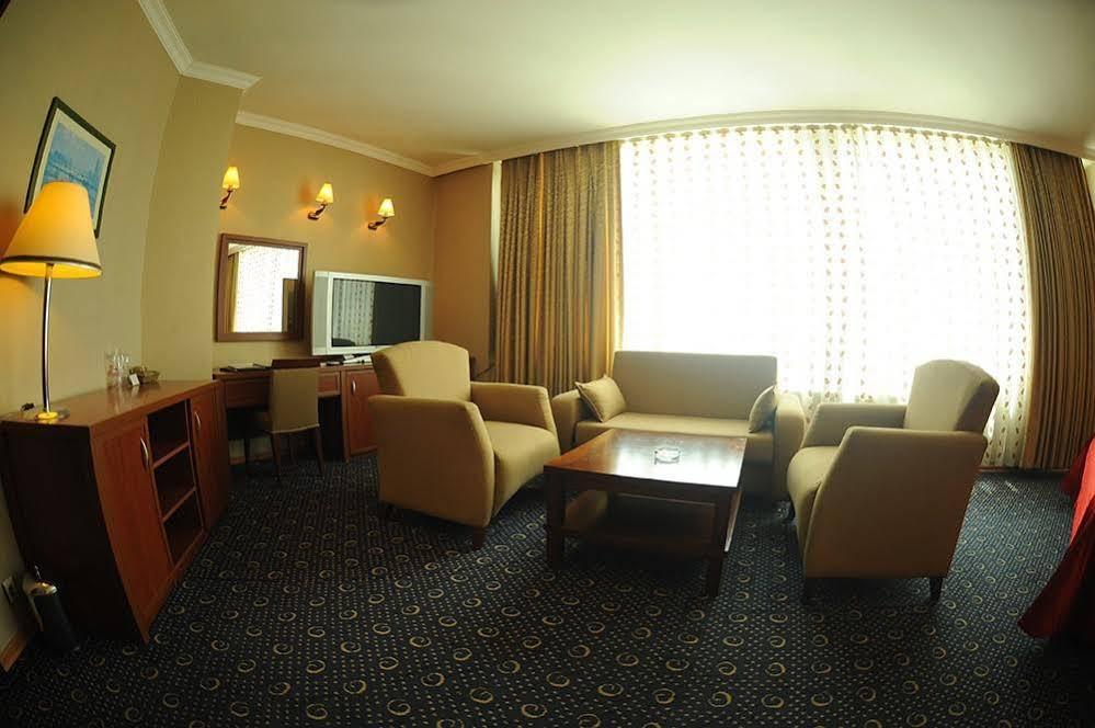 Hotel Kndf Marine Istambul