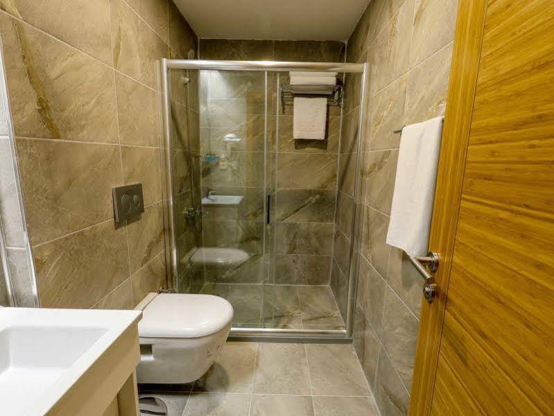 Grand Elmira Aparthotel 2*