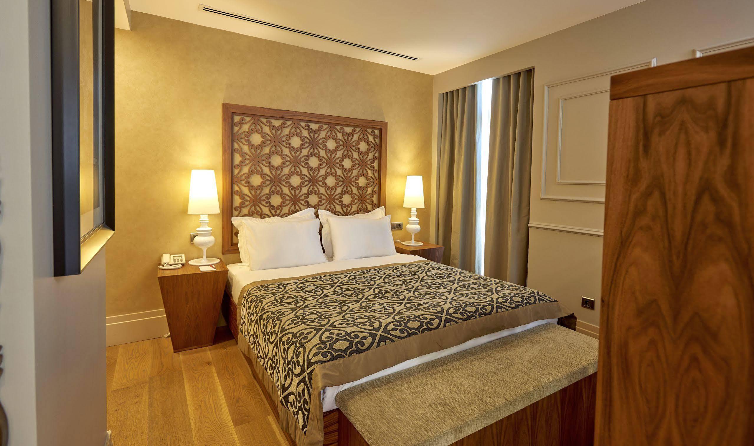 Akka Taksim-special Class Istanbul
