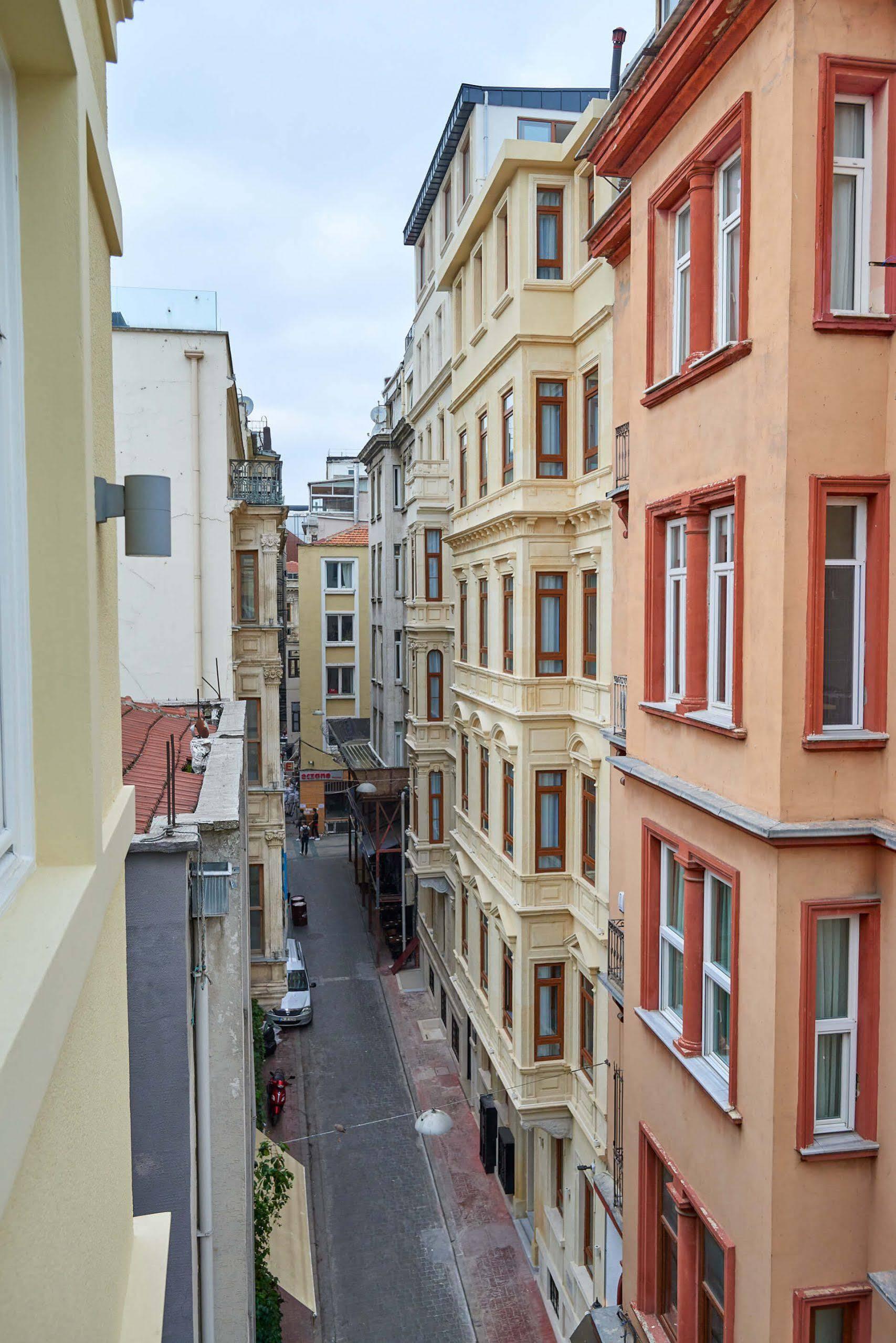 Akka Taksim-special Class Hotel Istanbul