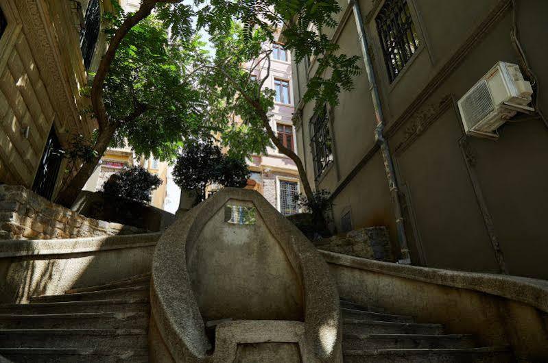 No 8 Galata *