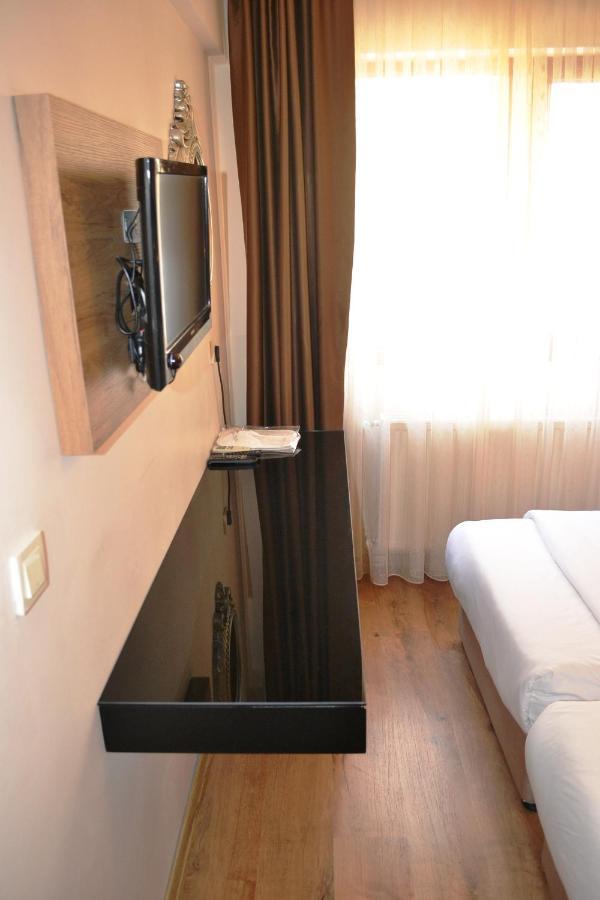 Comfort Hotel 3*