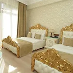 Best Town Hotel
