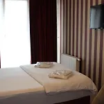 Quars Suite
